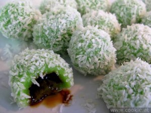 snack-klepon-2500